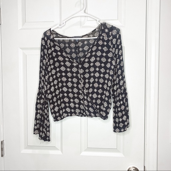 American Eagle Outfitters Tops - American Eagle wrap boho bell sleeve blouse